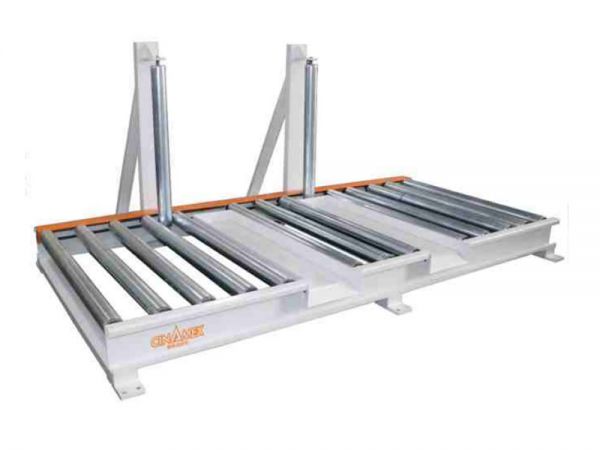 Powered ground roller conveyor